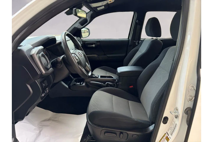 $33995 : Toyota Tacoma 2022 4x2 TRD S image 9