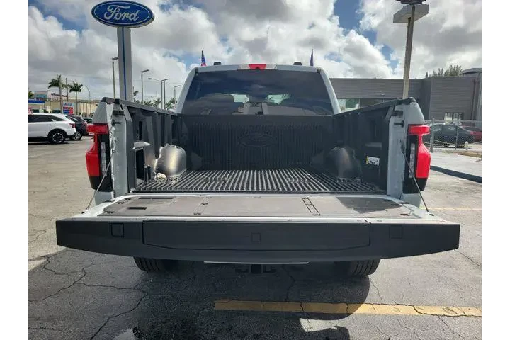 $36990 : Ford F-150 Lightning 2023 AW image 5