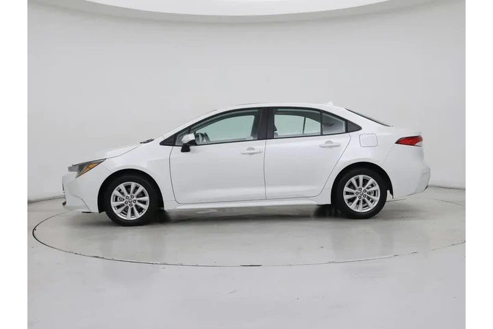 $24998 : Toyota Corolla 2024 LE 4dr S image 3