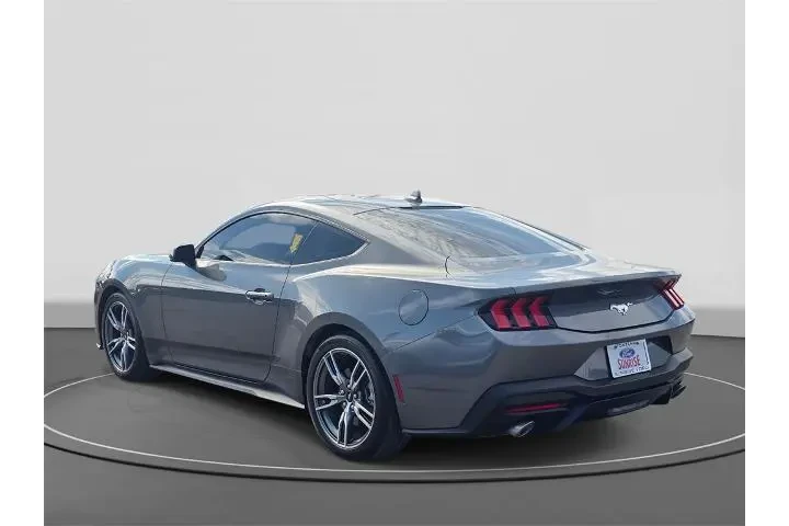 $25900 : Ford Mustang 2024 EcoBoost 2 image 6