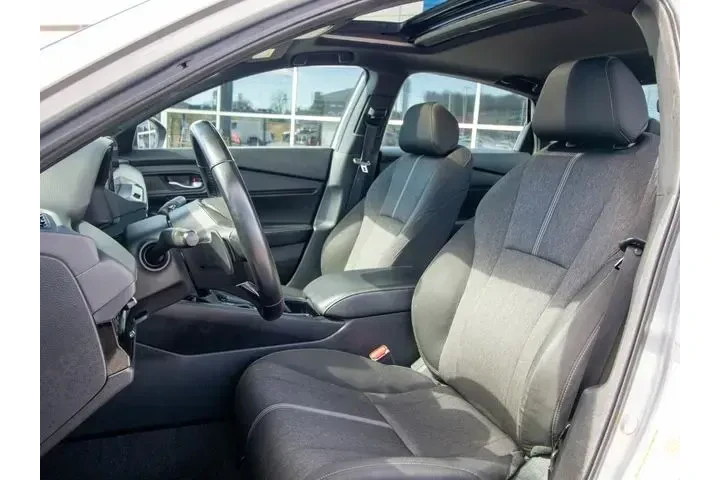 $27374 : Honda Accord Hybrid 2024 Spo image 10