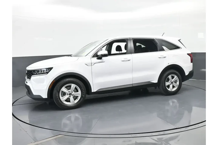 $16991 : Kia Sorento 2021 LX 4dr SUV image 2