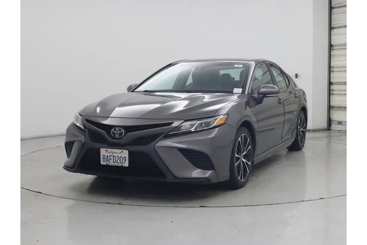 $20998 : Toyota Camry 2018 SE 4dr Sed image 4
