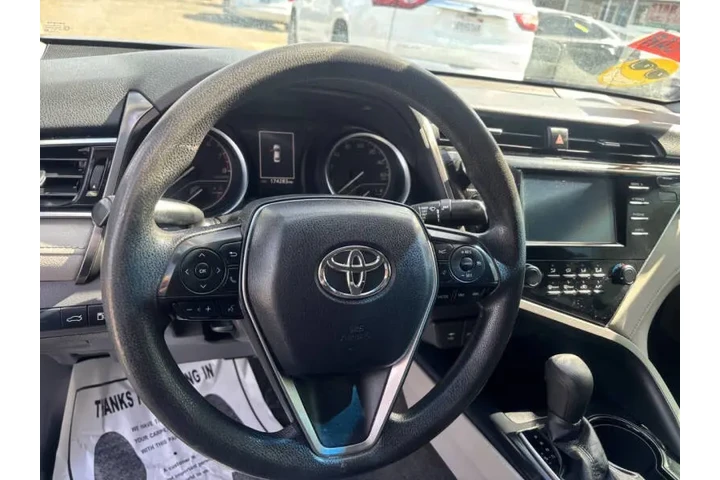$13999 : 2018 Camry LE image 9