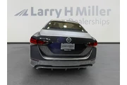 $25005 : Nissan Sentra 2025 SV 4dr Se thumbnail
