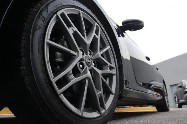 $25143 : Nissan Altima 2024 2.0 SR 4d image 9