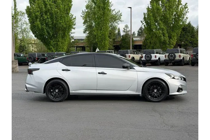 $17995 : Nissan Altima 2020 2.5 S 4dr image 2