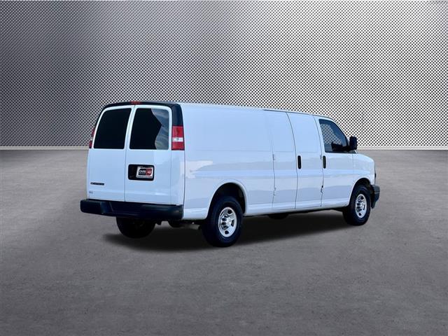 $24867 : 2020 Express 2500 Work Van image 8