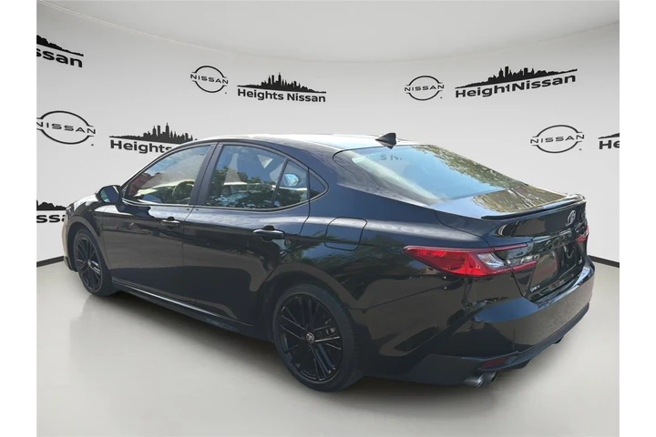 $26990 : Toyota Camry 2025 SE 4dr Sed image 3