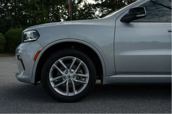 $31353 : Dodge Durango 2023 AWD GT 4d image 4