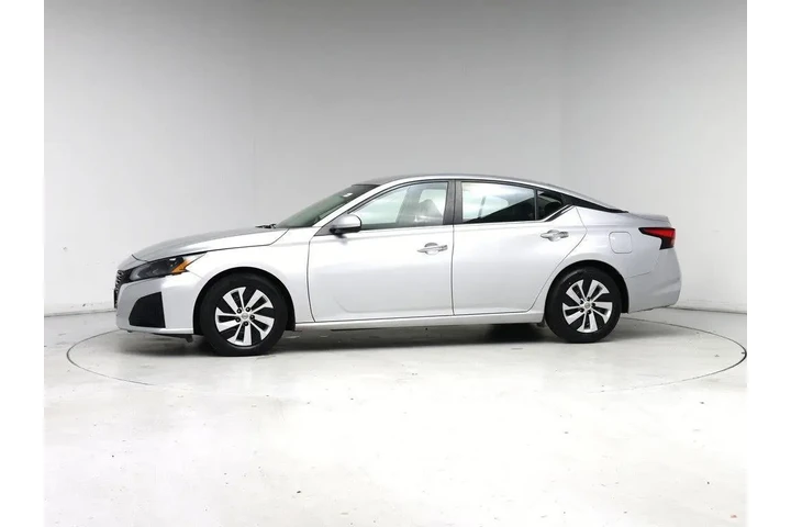 $18998 : Nissan Altima 2023 2.5 S 4dr image 3