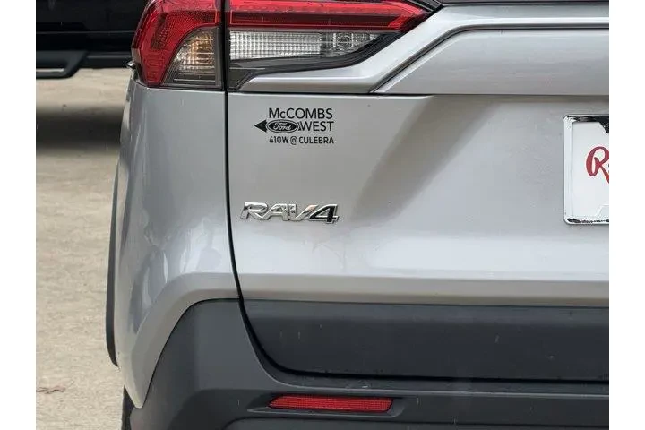 $29313 : Toyota RAV4 Hybrid 2024 AWD image 8