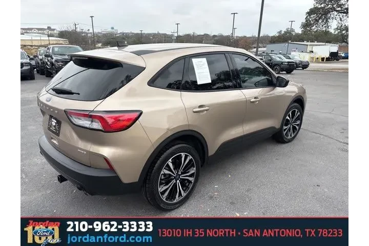 $16975 : Ford Escape 2021 AWD SE 4dr image 7