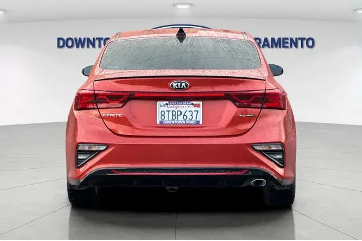 $12490 : Kia Forte 2020 GT Line 4dr S image 9