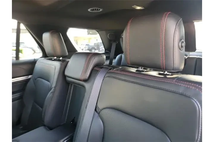 $17991 : Ford Explorer 2017 AWD Sport image 10