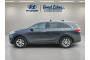 $11366 : Kia Sorento 2017 AWD LX 4dr thumbnail