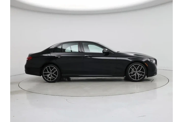 $38998 : Mercedes-Benz E-Class 2022 E image 7