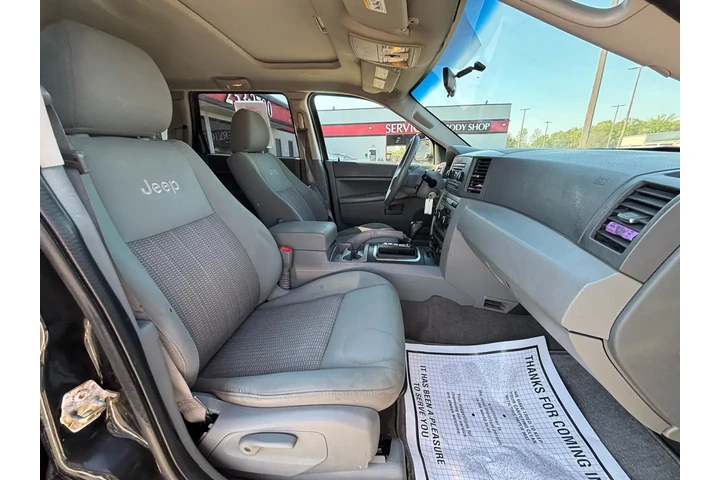 $3980 : 2007 Grand Cherokee 4WD 4dr L image 9