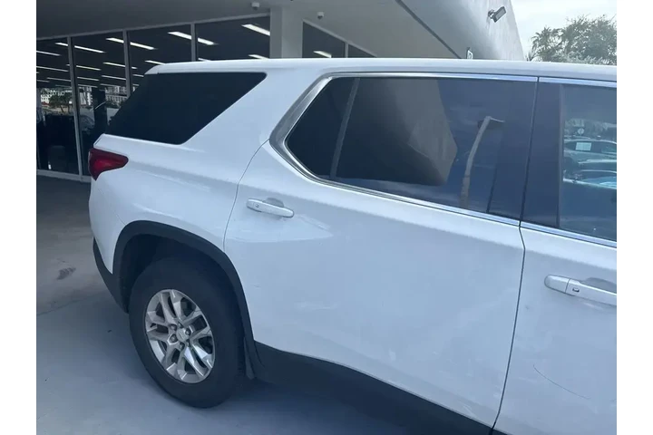 $9376 : Chevrolet Traverse 2018 LS 4 image 5