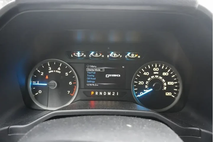 $17888 : Ford F-150 2015 4x2 XLT 4dr image 10