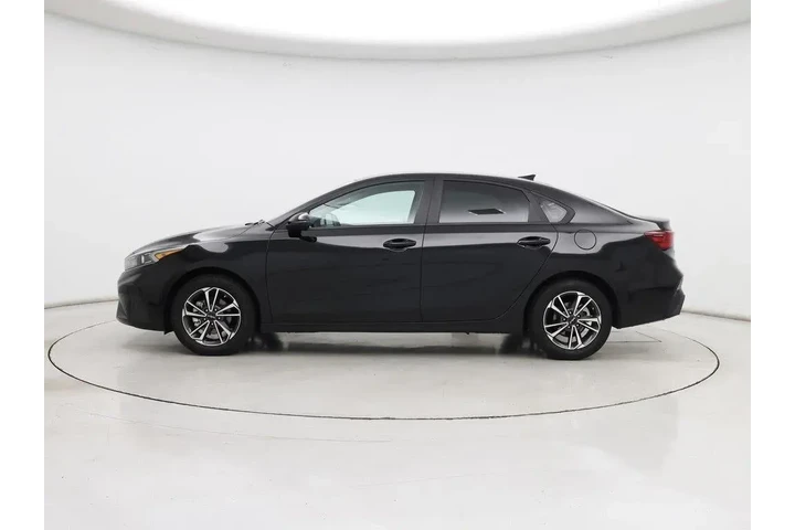 $19998 : Kia Forte 2024 LXS 4dr Sedan image 3