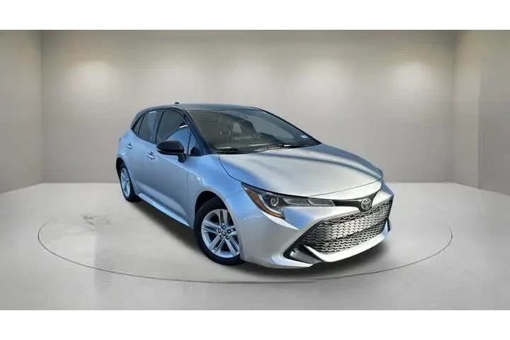 $24855 : Toyota Corolla Hatchback 202 image 1