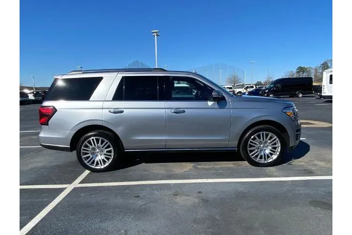 $39994 : Ford Expedition 2024 4x2 Lim image 8