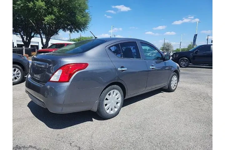 $7998 : Nissan Versa 2016 1.6 S 4dr image 3