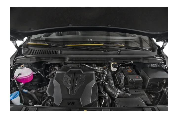 $28999 : 2023 Carnival LX Seat Package image 8