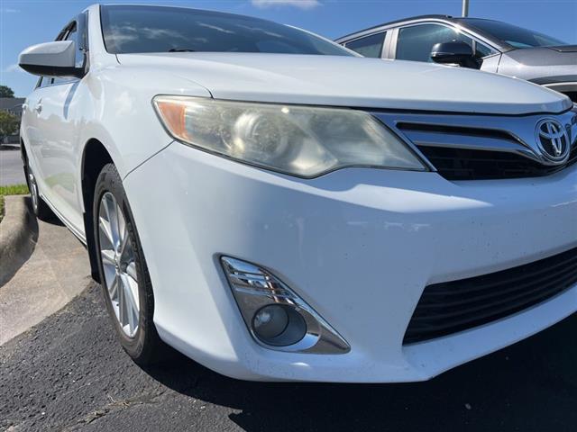 $10990 : PRE-OWNED 2014 TOYOTA CAMRY X image 8