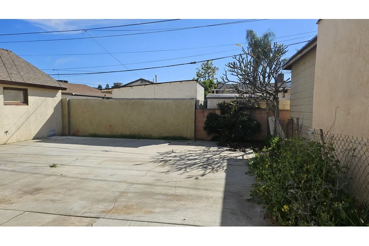 $3250 : Casa amplia en Montebello image 6
