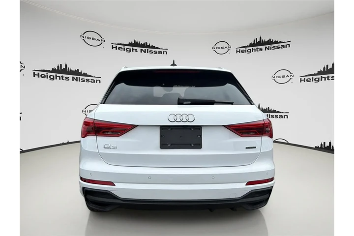 $28990 : Audi Q3 2025 AWD quattro S l image 4