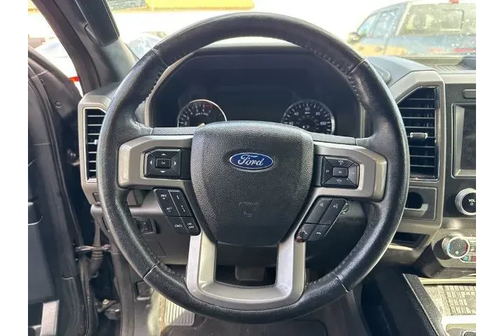 $24604 : Ford Expedition 2021 4x2 XLT image 7