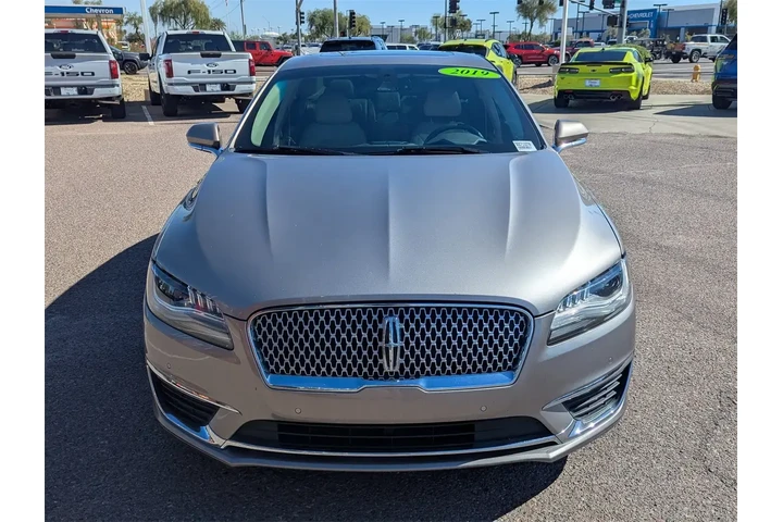 Lincoln MKZ Hybrid 2019 Rese image 8