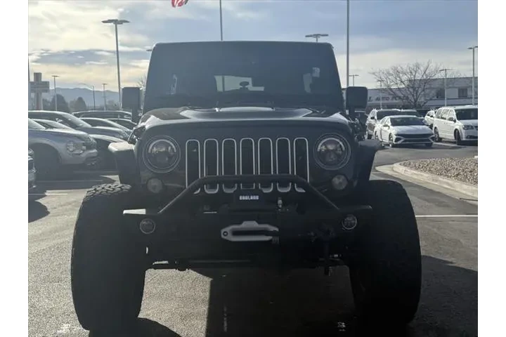 $20550 : Jeep Wrangler Unlimited 2017 image 2