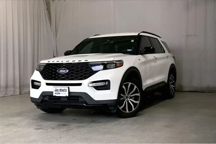 $27111 : Ford Explorer 2022 ST-Line 4 image 2
