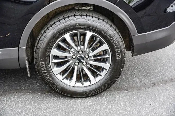 $34995 : Lincoln Nautilus 2023 AWD St image 8