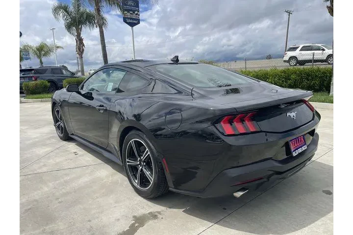 $29578 : Ford Mustang 2024 EcoBoost 2 image 6