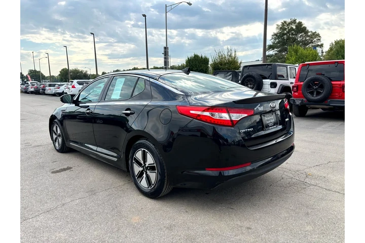 $7980 : 2013 Optima Hybrid 4dr Sdn 2. image 4