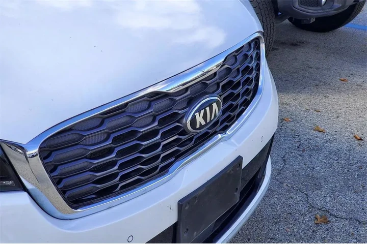 $19598 : Kia Sorento 2019 EX Sport 4d image 3