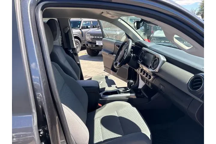 $34995 : Toyota Tacoma 2023 4x4 TRD O image 10