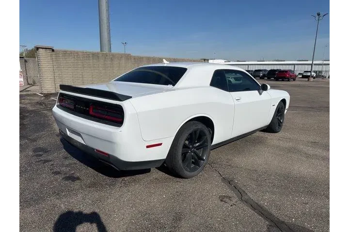 $23982 : Dodge Challenger 2018 R/T 2d image 7