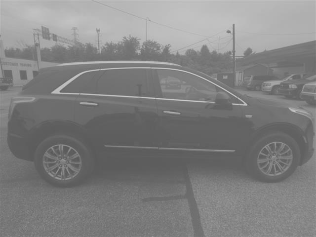 $16995 : 2017 XT5 image 2