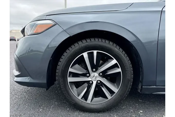 $24500 : Honda Civic 2023 LX 4dr Hatc image 10