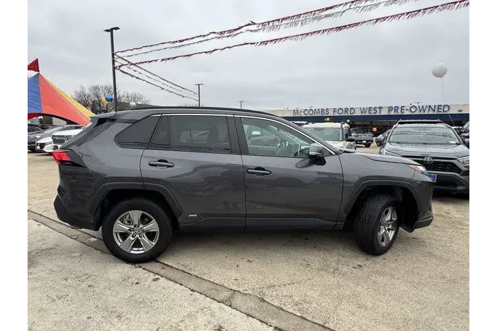 $28709 : Toyota RAV4 Hybrid 2024 AWD image 3