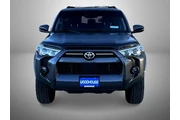 $33995 : Toyota 4Runner 2021 4x4 SR5 thumbnail