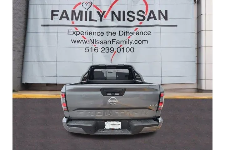 $31988 : Nissan Frontier 2025 4x4 SV image 4