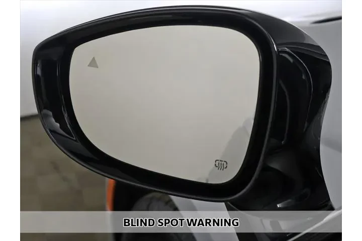 $24799 : Chrysler Pacifica 2024 Touri image 4