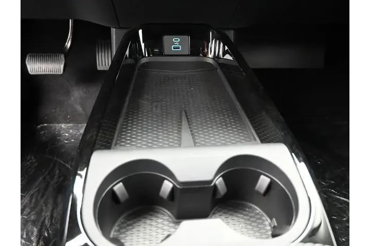 $30991 : Ford Mustang Mach-E 2024 AWD image 4