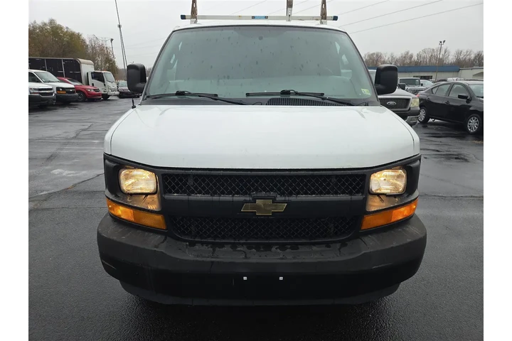 $16995 : 2017 Express 2500 Cargo image 8